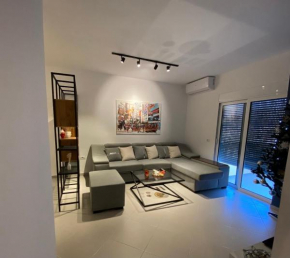 Aaron’s Apartament